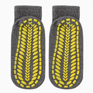 High Quality Women's Non-slip Cotton Grip Yoga <b>Socks</b> Wholesale Ladies Medium Tube Solid Sports <b>Socks</b> - Product Image 6