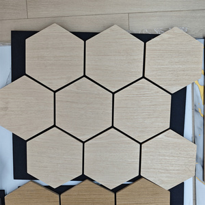 Paneles Acústicos Modernos de Listones de Madera con Chapa de Madera Sintética, Aislamiento y Absorción de Sonido para Hoteles y Estudios - Product Image 4