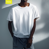 T-shirt écologique pour hommes avec nylon recyclé, durable et durable pour les aventures en plein air
