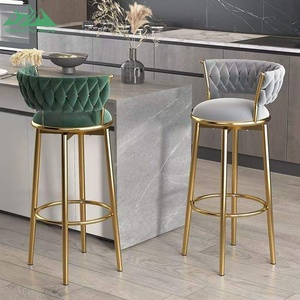 Silla de barra alta de Metal dorado de lujo nórdico taburete de cocina de cuero de terciopelo moderno muebles de plástico ajustables Mesa <span class=keywords><strong>Bar</strong></span> en casa - Product Image 2