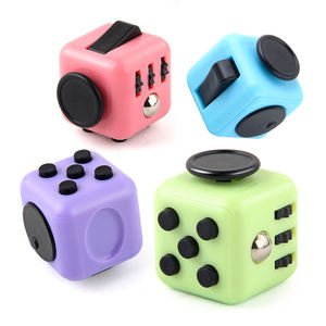 Cubo Antistress Personalizzato Promozionale, Giocattoli Sensoriali Antistress, Giocattoli per Alleviare l'Ansia, Cubo Girevole a 4 Lati - Product Image 4