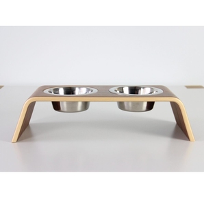 Estación de Comida y Agua para Mascotas de Madera de Roble Curvada de Alta Calidad, Soporte Elevado Resistente con Dos Tazones para Perros y Gatos, Venta al Por Mayor - Product Image 1
