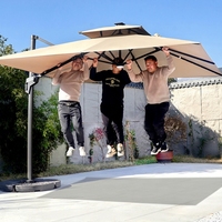 Parasol de plage rotatif à 360° avec logo personnalisé, protection UPF 50+, résistant au vent, prêt à être expédié pour les projets extérieurs