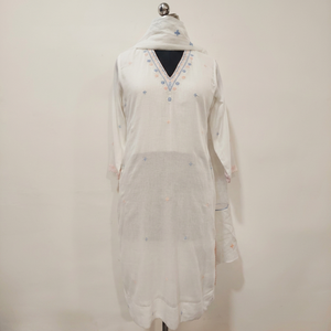 White Cotton <b>Kurti</b> With Embroidered V-Neck And Star Motifs Loose Fit Ankle-Length Traditional Women's Casual Wear India Style - Product Image 1
