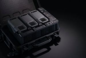 Estuche de Carga Inteligente para Baterías de Plástico BS100 para Drones de la Serie Matrice (Negro) - Product Image 2