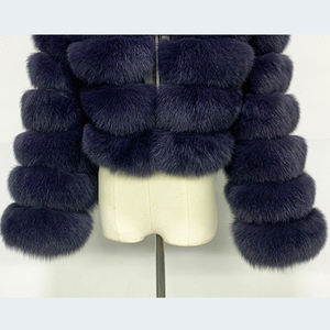 <span class=keywords><strong>Cappotto</strong></span> <span class=keywords><strong>in</strong></span> Ecopelliccia da Donna <span class=keywords><strong>con</strong></span> <span class=keywords><strong>Cappuccio</strong></span> e Maniche Lunghe per Massimo Calore - Product Image 6