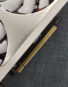 การ์ดจอเดสก์ท็อป White Triple Fan RTX 4060 Ti 8GB GDDR6 ประสิทธิภาพสูง สำหรับเล่นเกม 2K การออกแบบ AI และเรนเดอร์วิดีโอ - Product Image 3