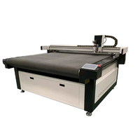 Machine de découpe CNC à couteau oscillant haute puissance avec adsorption sous vide pour matériaux isolants en mousse EVA, XPE, fibre de carbone et composites