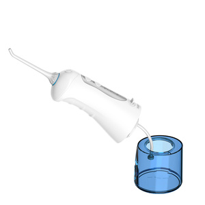 Irrigateur oral de Flosser <span class=keywords><strong>dentaire</strong></span> portatif d'eau de batterie électrique fabriqué en Chine à partir de Flycat 1 ans de garantie - Product Image 2