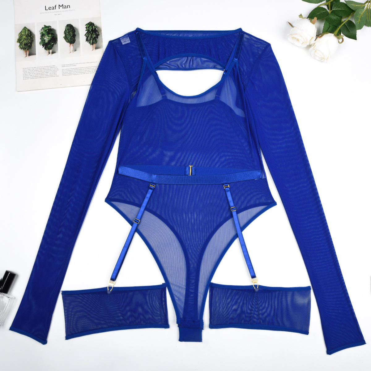 ชุดชั้นในสีน้ำเงิน