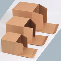 Boîte d'emballage en carton ondulé avec logo personnalisé carré, adaptée aux cosmétiques, avec impression personnalisable.