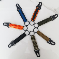 Vente en gros de porte-clés portable en polyester accessoires de camping et de randonnée en plein air avec boucle paracorde pour les sports d'aventure