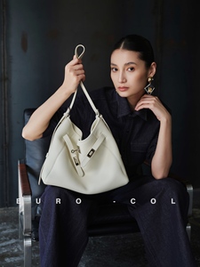 Sac Hobo Surdimensionné en Cuir Togo Grande Capacité pour Ordinateur Portable, Fourre-tout de <span class=keywords><strong>Travail</strong></span> et de Trajet Quotidien, Sans Marque, Fabriqué en Allemagne et aux Pays-Bas - Product Image 1