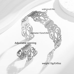Pulsera Abierta de Acero Inoxidable, Anillo de Plata y Oro, Joyería de Moda Unisex, Diseño de Malla Metálica con Patrón de Ondas - Product Image 3