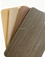 Panneau mural en placage de bois de bambou au charbon de bois / co-extrusion de fibre de cristal de carbone, imperméable, diverses textures de bois, pour le commerce