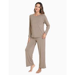 ชุดนอนผู้หญิงแบบกำหนดเอง แขนยาว 2 ชิ้น ผ้าวิสโคสผสมไม้ไผ่ นุ่มสบาย - Product Image 5