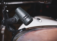 Kit Professionnel de Microphones de Batterie Filaire Lane PGA DMK7, 5 Pièces, dans un Boîtier en Plastique avec Emballage Extérieur Coloré