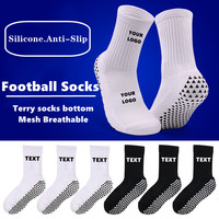 Chaussettes de yoga et de pilates personnalisées à tige haute avec logo sur le dessous pour le football et le soccer