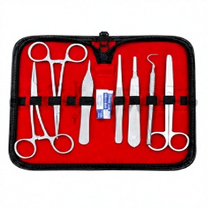 ชุดเครื่องมือผ่าตัด TYNEX SURGICAL สำหรับนักศึกษาแพทย์ ฝึกหัดเย็บแผล ได้รับการรับรองมาตรฐาน CE ระดับ Class I พร้อมอุปกรณ์มือหมุนและกระเป๋าซิป 7 ชิ้น - Product Image 1