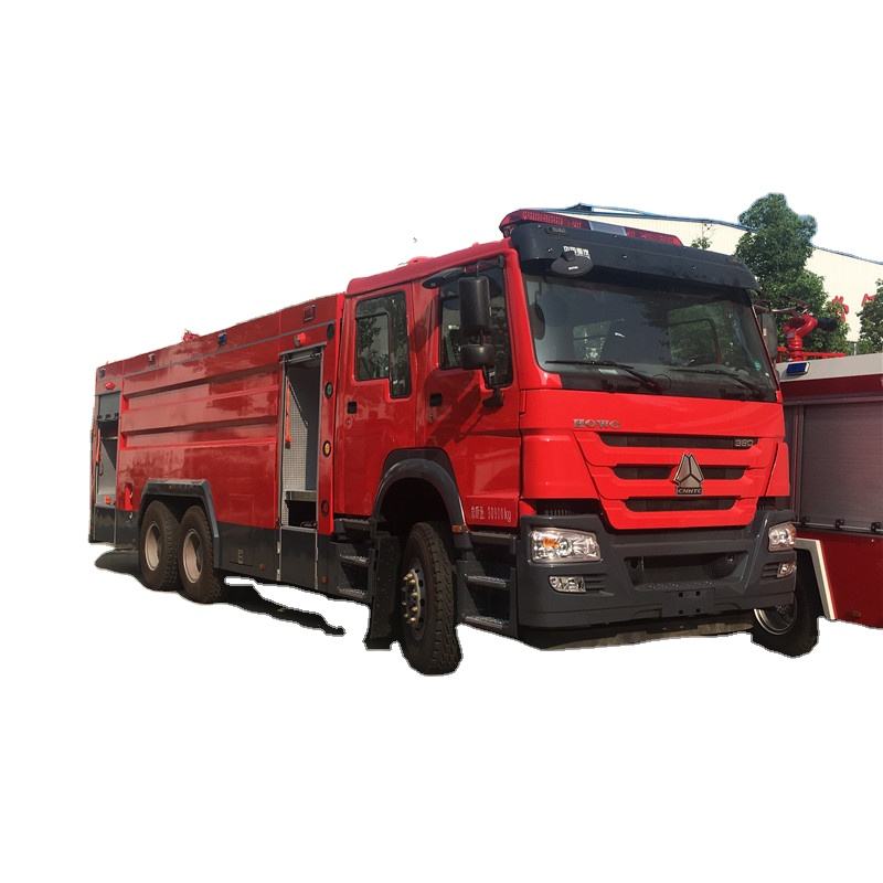китайский пожарный грузовик