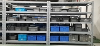 Étagères d'entrepôt en acier laminé à froid durables, directement de l'usine, de taille moyenne, avec niveaux réglables et personnalisables pour les entrepôts