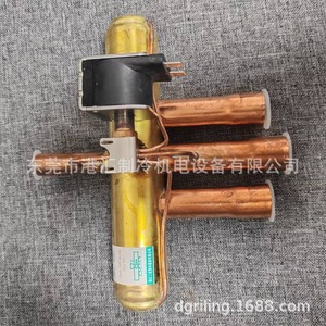 วาล์วสามทางสี่ทางแบบย้อนกลับ Shf 20d 46 04 Sq D44024 000001 24V Dc สำหรับงานทำความเย็น ป้องกันการกัดกร่อน - Product Image 3