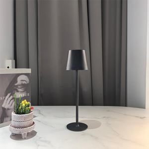 Lampe de chevet rétro pour chambre à coucher, lampe de lecture de table rechargeable sans fil à batterie, éclairage de bureau tactile pour l'apprentissage, lampe de table LED - Product Image 4