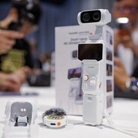 Pack Standard Insta360 Luna Ultra Original – Caméra Double 8K avec Stabilisateur, Conçue en collaboration avec Leica, Capteur 1 Pouce – Fournisseur en Gros