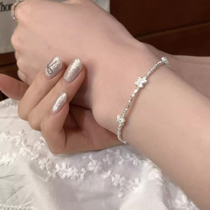 Bracciale in argento sterling 925 con farfalla e design 'Broken Silver' per donna, stile INS, per la figlia di un <span class=keywords><strong>chaebol</strong></span>, lusso discreto, semplice e - Product Image 2