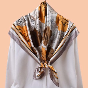Chất Lượng Cao 2025 Mới Tùy Chỉnh Thiết Kế Mô Hình Động Vật Vuông Lụa Satin Khăn Choàng Khăn Tay 100% Lụa Polyester Nhà Máy Bán Buôn - Product Image 5