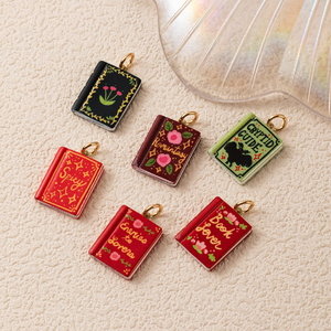 เสน่ห์ของคนรักหนังสือ |   ทองเหลืองชุบทอง 18K ลงสีด้วยมือเคลือบด้วยอีนาเมล จี้รูปหนังสือขนาดพกพา สร้อยคอ สร้อยข้อมือ อุปกรณ์ทำเครื่องประดับ - Product Image 4