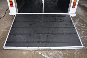 <span class=keywords><strong>2</strong></span> Horse Trailer ukuran penuh dengan truk memuat miring 2HAL-S pengapung untuk transportasi kuda - Product Image 6