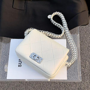 New fashionable multifunctional crossbody <b>bag</b> with diamond chain high-end fashionable shoulder <b>bag</b> - Product Image 5