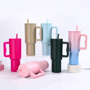 Vaso Térmico Promocional Navideño de Gran Capacidad (40oz), Aislamiento al Vacío, Acero Inoxidable, Anticaída, para Auto, con Función de Cubetera - Product Image 6