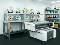 Nouvelle imprimante à plat numérique semi-automatique à jet d'encre UV Ricoh HC-7151 pour l'impression de papier d'emballage cosmétique 1200 dpi