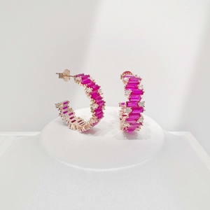 Boucles d'oreilles en argent 925 plaqué or 14 carats, serties d'émeraudes et de zircone colorée taille baguette, style coréen vintage, pour soirée de luxe - Product Image 5