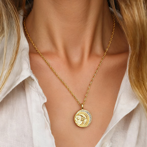 Collier en acier inoxydable plaqué or 18 carats avec pendentif cœur solitaire, chaîne de clavicule, bijou cadeau, accessoire de mode - Product Image 4