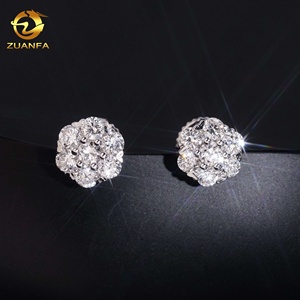 Pendientes de Diamantes Cultivados en Laboratorio IGI en Oferta, Plata de Ley 925 Chapada en Oro, Diseño de Flor con Incrustaciones de Diamantes, Cierre de Rosca, Estilo Hip Hop - Product Image 1