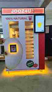 Máquina Expendedora de Jugos Profesional Comercial para Frutas como Manzana, Pera, Tomate y Naranja con Sistema de Autolimpieza - Product Image 2