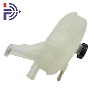 Réservoir d'expansion de liquide de refroidissement automobile 25430-F2400 25430F2400 Pièces de rechange pour <span class=keywords><strong>Hyundai</strong></span> Kia Kona Veloster Avante I30 - Product Image 2