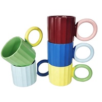 2024 Couleur glaçure poignée ronde ins design céramique café cadeau tasse grès tasse