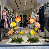 Handgemaakte Opvouwbare Kunstmatige Gigantische Bloemen Zachte Doek Staande Display Set Voor Stijlvolle Interieur Etalage