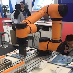 Robot collaboratif intelligent AUBO I3 à 6 axes, charge utile de 3 kg, avec PLC et moteur, pour la préhension et le placement de haute précision, et pince de haute précision - Product Image 3