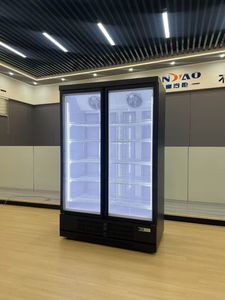 Congelador Vertical Comercial para Supermercado, -25 Grados, Estilo de Doble Temperatura, 2 Puertas, Exhibición Vertical de Bebidas, Automático - Product Image 4
