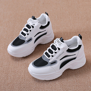 Scarpe da 2024 sportive con suola spessa a molla a maglia altezza interna casual da donna scarpe casual per <span class=keywords><strong>sneakers</strong></span> pesanti - Product Image 3