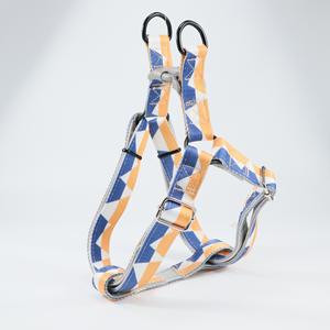 <span class=keywords><strong>Collar</strong></span> de pajarita de poliéster personalizado, conjunto de correa de arnés para perros y mascotas, botón de ruptura duradero sin decoloración, moda de sublimación personalizada - Product Image 3