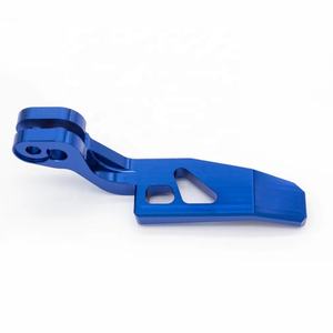 Levier de frein de stationnement en aluminium d'usinage CNC personnalisé pour Yamaha <span class=keywords><strong>TMax</strong></span> 530/500 pour les systèmes de carrosserie de <span class=keywords><strong>moto</strong></span> - Product Image 4