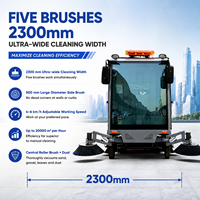 Nouvelle balayeuse électrique autoportée 4 roues 2026 avec cabine entièrement fermée, batterie 48V, réservoir 160L/200L et pompe haute pression pour routes