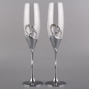 Flûtes à <span class=keywords><strong>champagne</strong></span> personnalisées en cristal avec pied en métal diamanté, verres à vin personnalisés avec gravure pour un usage domestique, cadeaux - Product Image 2