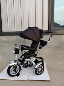 Tricycle bébé 4 en 1 avec siège rotatif, certifié CE, vente en gros de poussettes pour enfants - Product Image 1